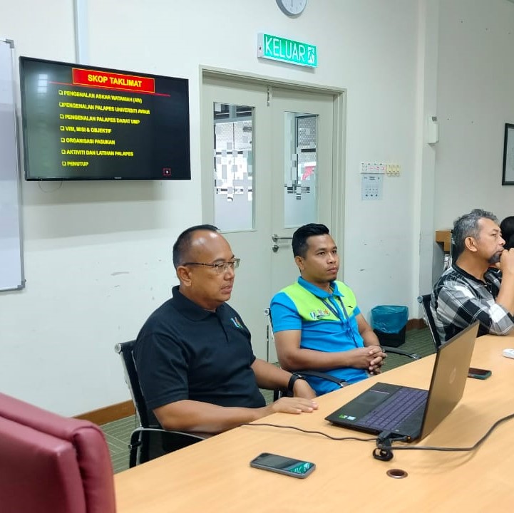 Sesi perkongsian Bersama Encik Mazlan bin Mohamad - Pengenalan Askar Wataniah (AW) dan Palapes Darat UMP pada 26.05.2023